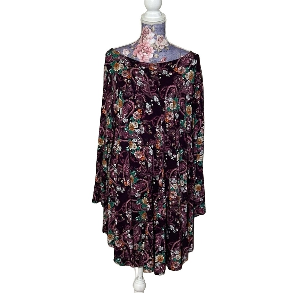 Roamans Womens 3XL Plus Size Plum Purple Paisley Floral Swing Tunic Top 30/32